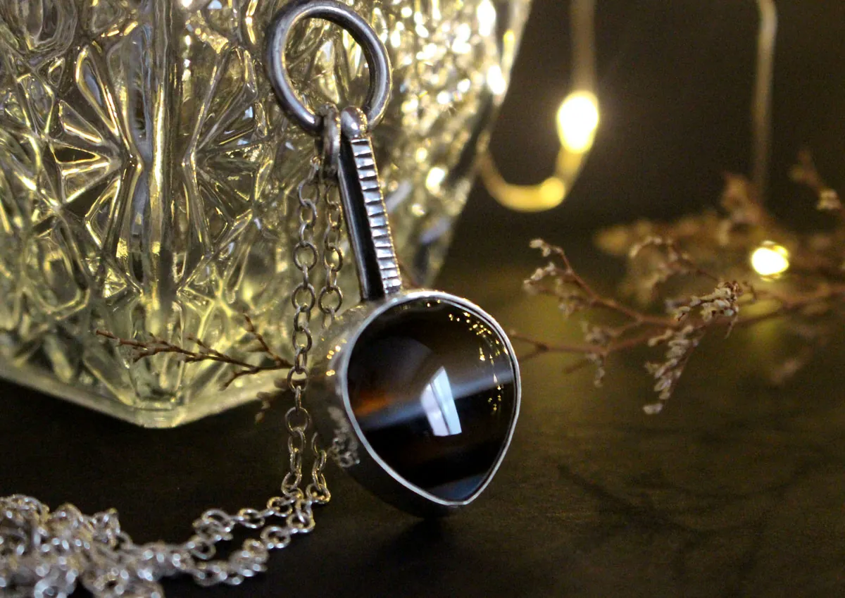 Horizonte, collar sol naciente en plata y ágata