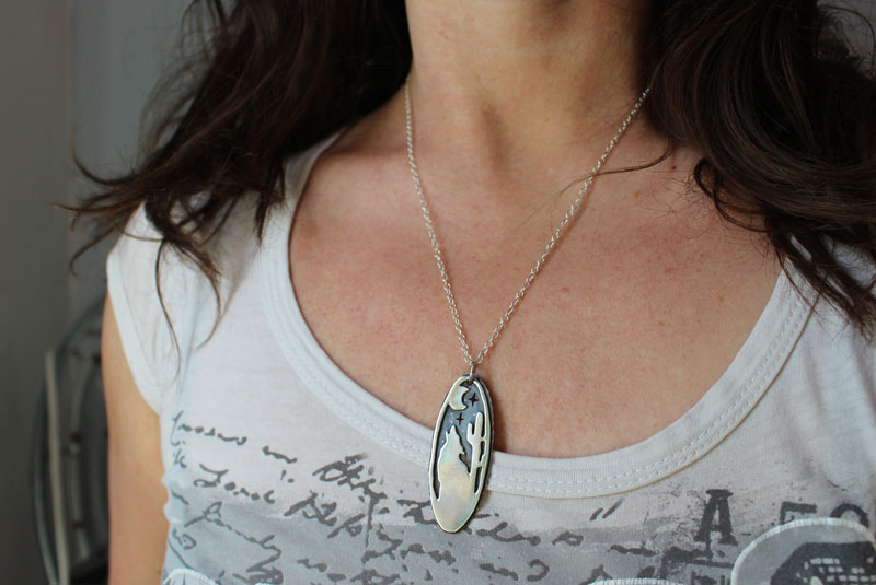 Howling at the moon, desert coyote necklace in sterling silver