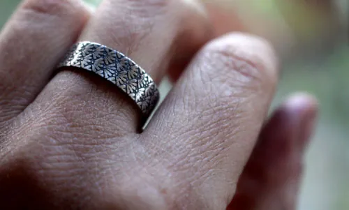 Ineko, anillo símbolo japonés del arroz en plata