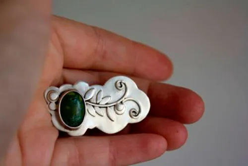 Ivy, broche hiedra en plata y turquesa