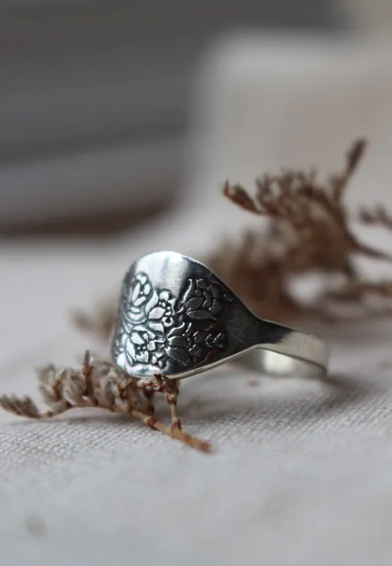 Jardín de rosas, anillo de flores en plata