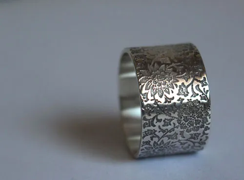Jardin olvidado, anillo flores silvestres en plata