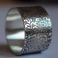 Jardin olvidado, anillo flores silvestres en plata