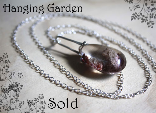 Jardín suspendido, collar misterio de Babilonia en plata y cuarzo fantasma