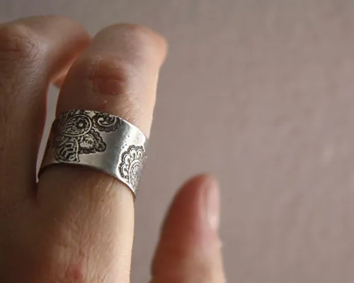 Jazmín de invierno, anillo flor india cachemira en plata