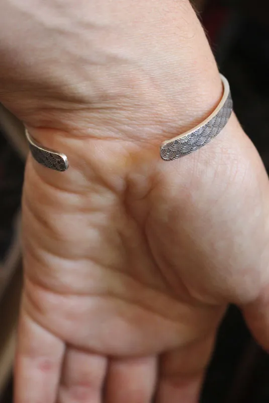 Kaito, pulsera Seigaiha de olas japonesas en plata