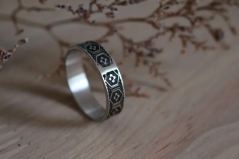 Kikko Hanabishi, anillo escamas de tortuga japonesa en plata