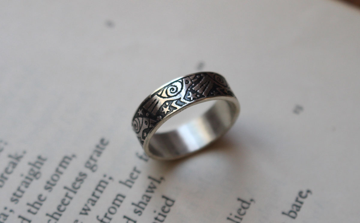 La danza de los cuervos, anillo ave legendaria en plata