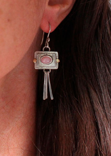 La estrella fugaz, aretes celestiales en plata, oro y ópalo rosa