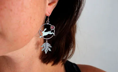 La liebre del amanecer, aretes campiranos en plata y turmalina rosa