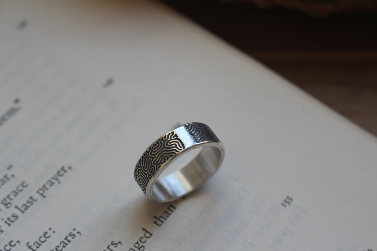 Laberinto, anillo dédalo en plata