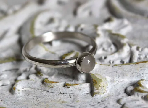 Laguna, anillo espuma de mar en plata y aguamarina
