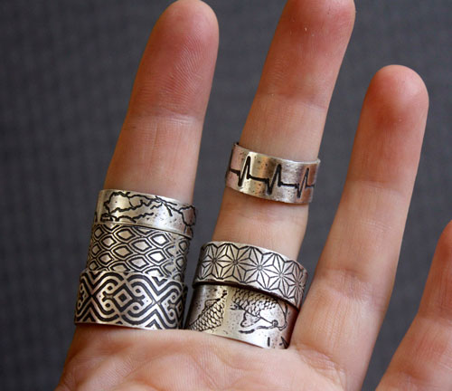 Latido del corazón, anillo línea de vida en plata