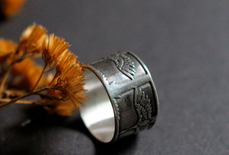 Legend of the 1000 cranes, Japanese bird ring in silver