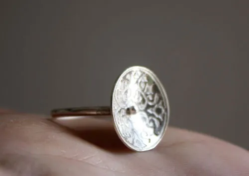 Lírico, anillo flor medieval en plata