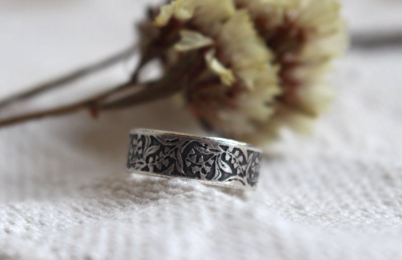 Lirio del Valle, anillo flor en plata