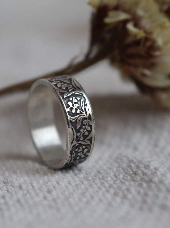 Lirio del Valle, anillo flor en plata