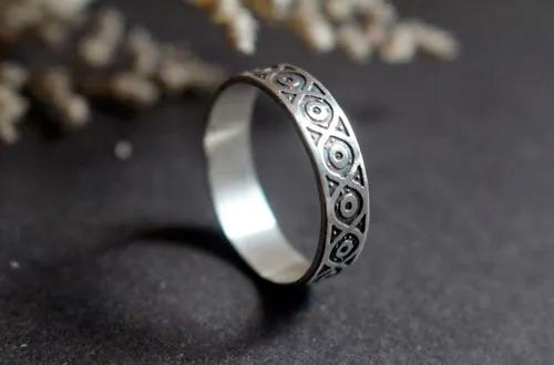 Livunn, anillo vikingo en plata