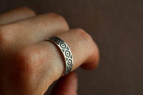 Livunn, anillo vikingo en plata
