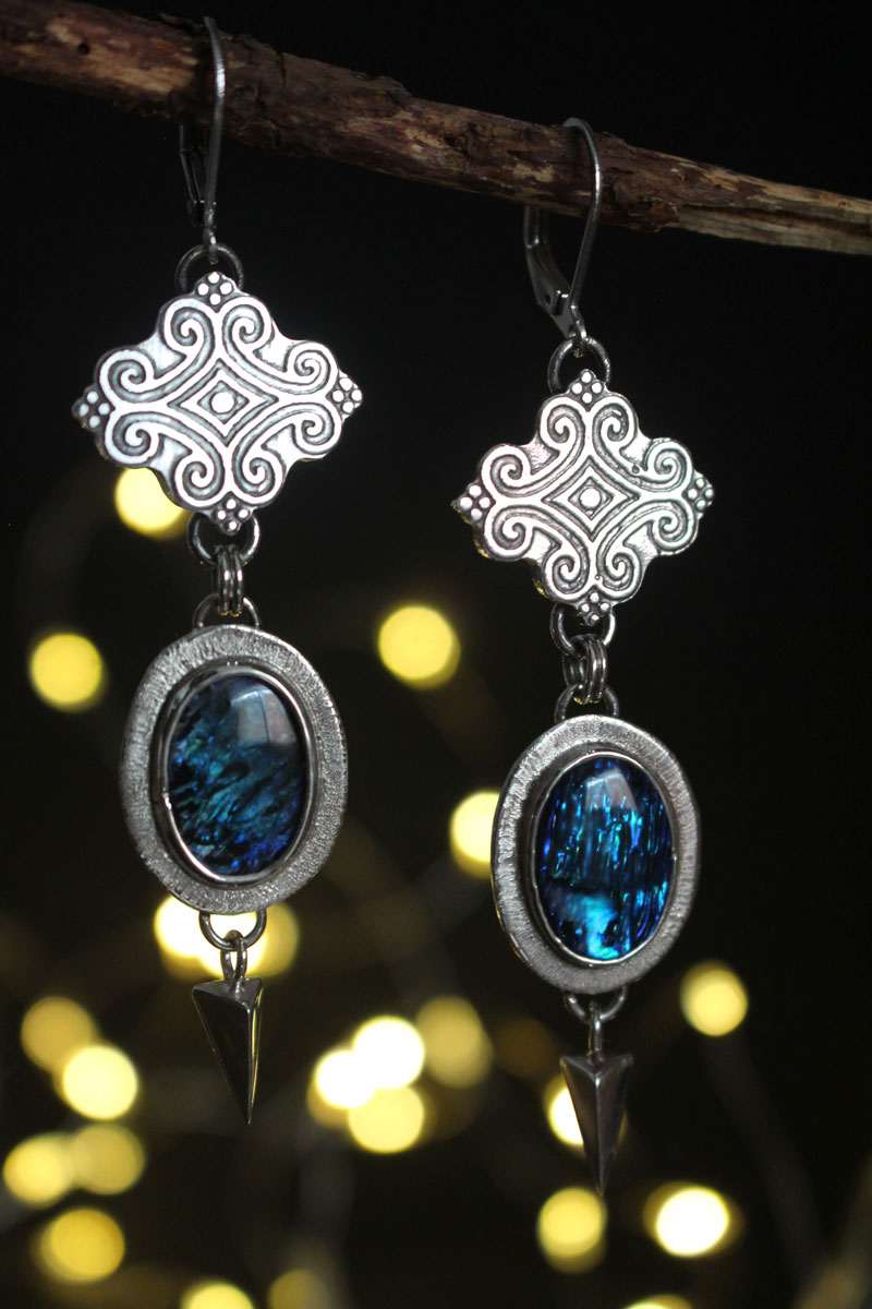 Lluvia, aretes nube de volutas en plata y paua