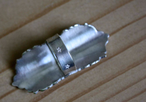 Lo esencial, anillo cita de El Principito de Saint-Exupéry en plata