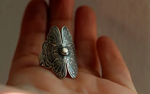 Los amantes mariposa, anillo de leyenda china en plata