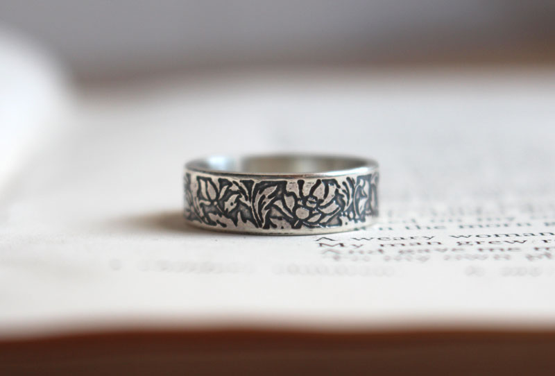 Loto, anillo flor acuática en plata