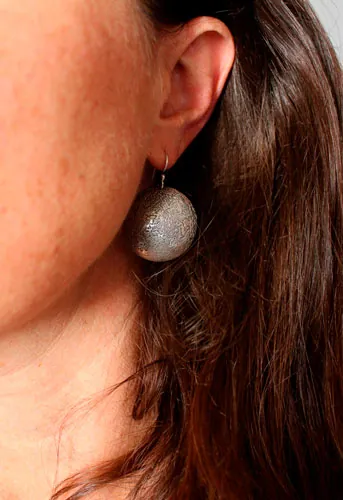 Luna azul, aretes luna llena en plata