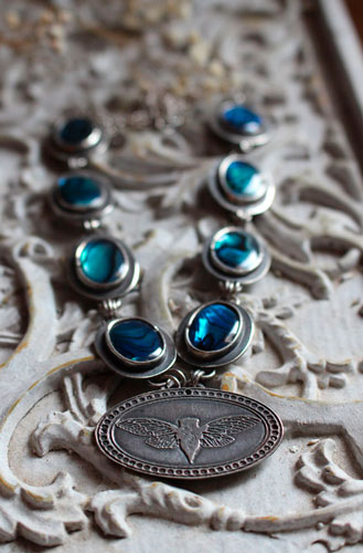 Lysandra, Maori butterfly necklace in silver and paua