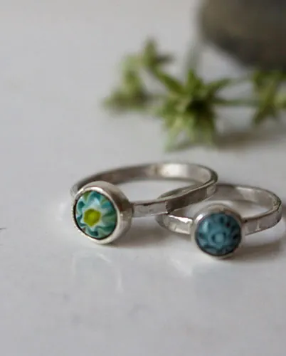 Madre e hija, anillo familiar en plata y millefiori