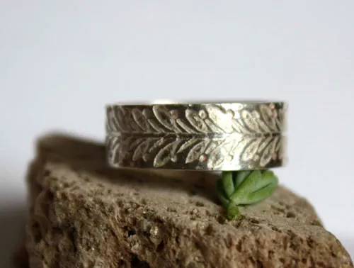 Madreselva, anillo naturaleza en plata