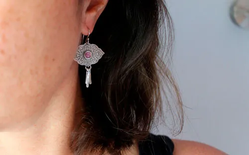 Magnolia, aretes lenguaje de las flores en plata y alejandrita
