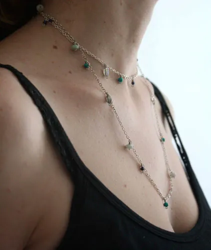 Majorelle, collar, tobillera y pulsera jardín azul en plata, turquesa, amazonita, labradorita, lapislázuli y jade