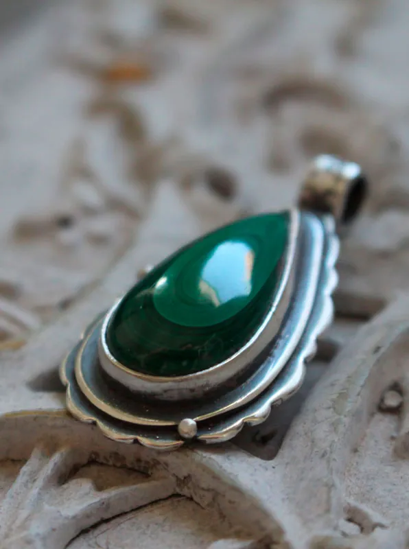 Malaquita, dije verde en plata y malaquita