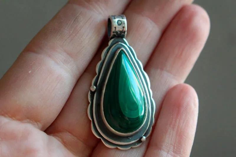 Malaquita, dije verde en plata y malaquita