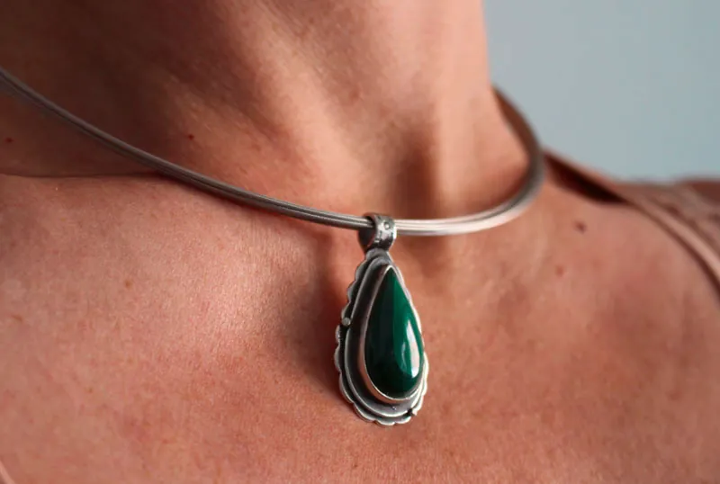 Malaquita, dije verde en plata y malaquita