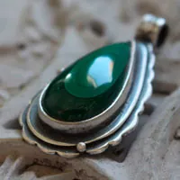 Malaquita, dije verde en plata y malaquita