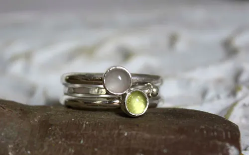 Manglar, anillo apilable en plata, peridoto y aguamarina