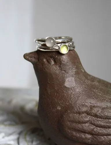 Manglar, anillo apilable en plata, peridoto y aguamarina