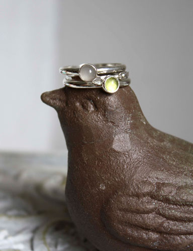 Mangrove, stackable ring in silver, peridot and aquamarine
