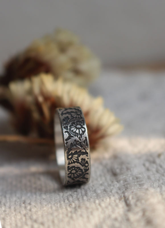 Margarita, anillo flor en plata