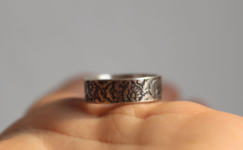 Margarita, anillo flor en plata