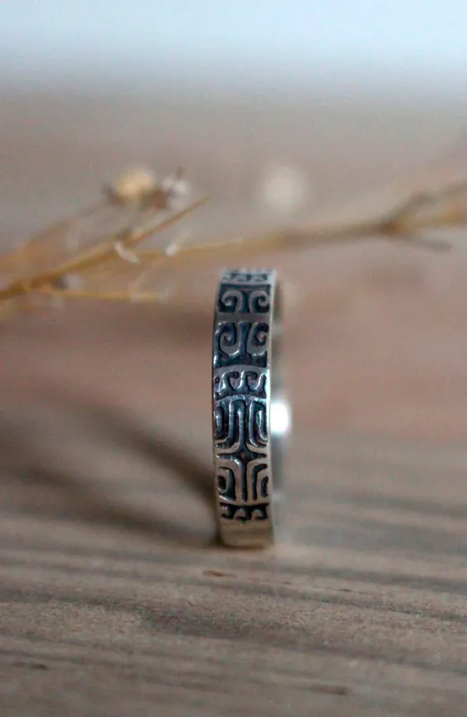 Marquesa, anillo cruz polinesia en plata