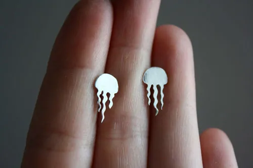 Medusa, aretes animal marino en plata