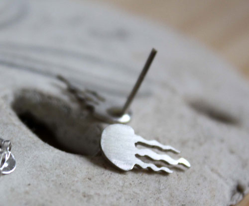 Medusa, aretes animal marino en plata