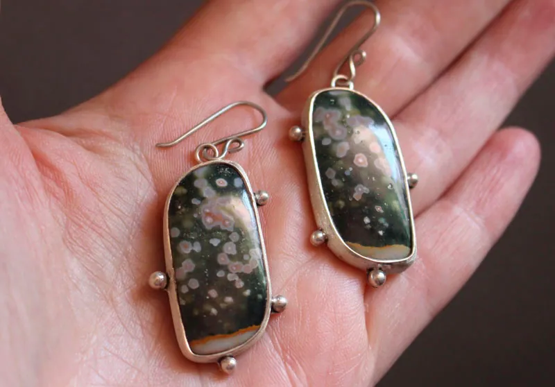Melodía del universo, aretes bóveda celeste en plata y jaspe oceánico