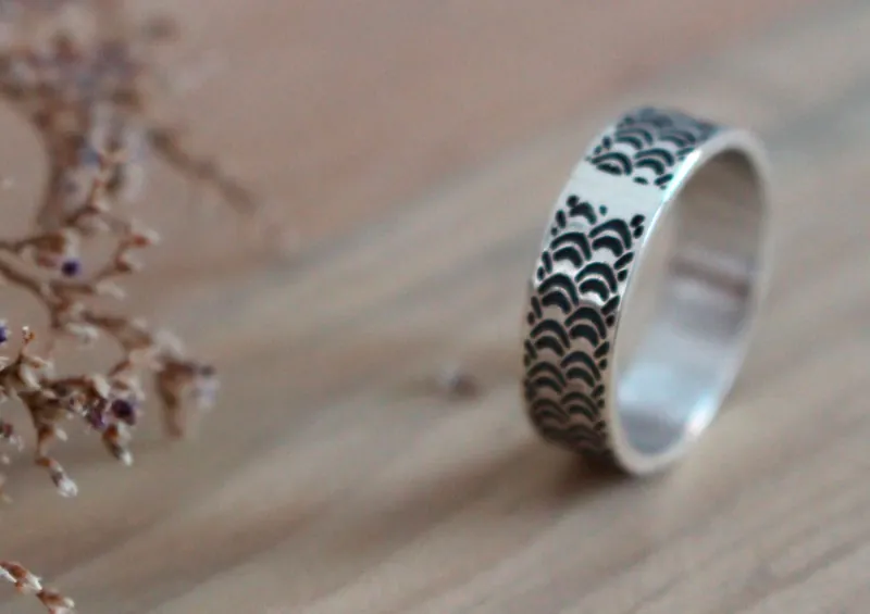 Melusina, anillo escamas de serpiente en plata