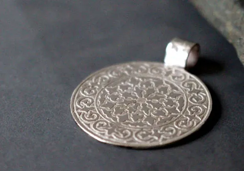 Merlín, dije escudo medieval artúrico en plata