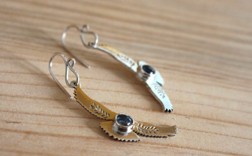 Messages of the dawn, eagle earrings in silver and blue zircon