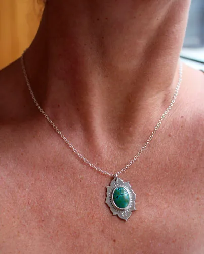 Milli, collar indio en plata y turquesa